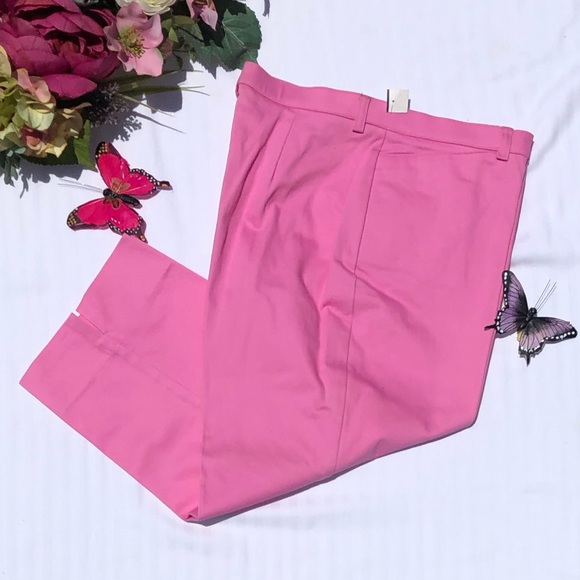 💼 Carnation Pink Capris - Picture 1 of 8